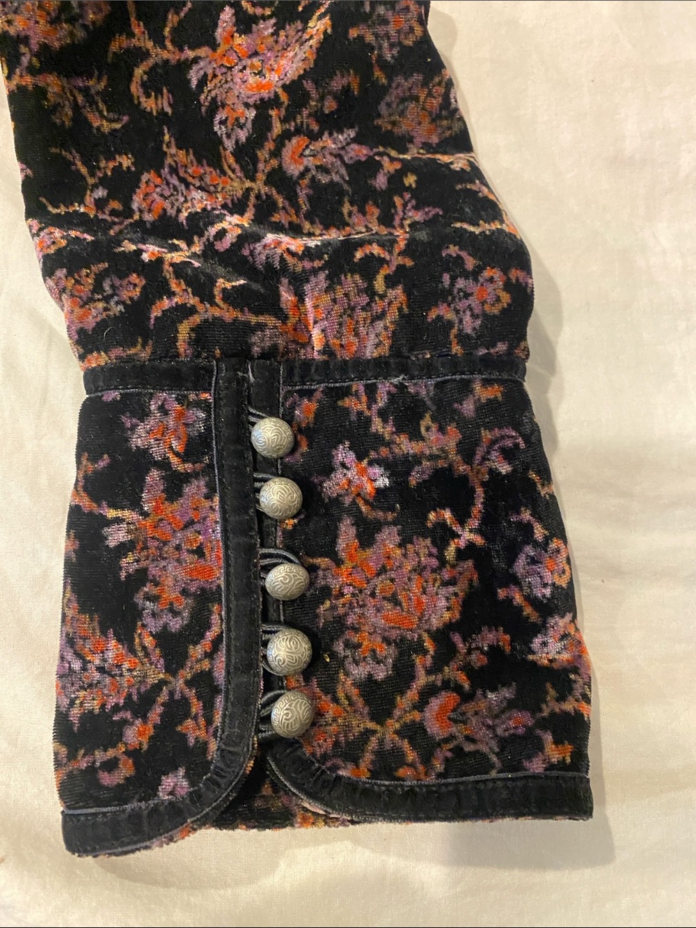 Free People Black Velvet Cropped Floral-Embroidered Jacket - Picture 7 of 7